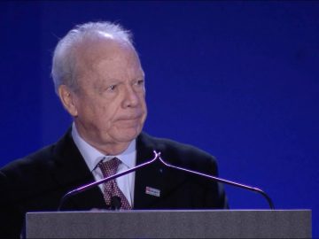 Around the World in 18 Stops: Phillippe Bourguignon