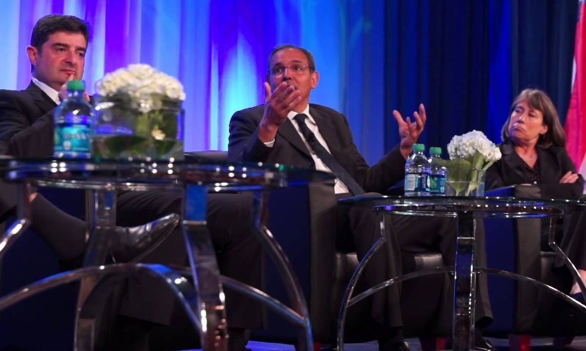 Conversations on Financial Dignity From the 2013 HOPE Global Financial Dignity Summit