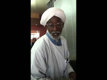 Cyber Cafe User Sings Praises for Jade Raymond, HOPE Customer Service Advisor