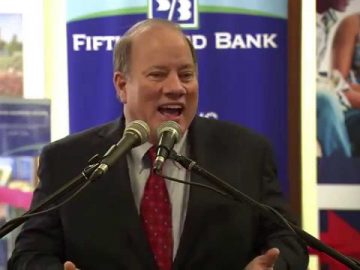 Detroit Mayor Duggan Says Key to a Successful Future is Financial Literacy