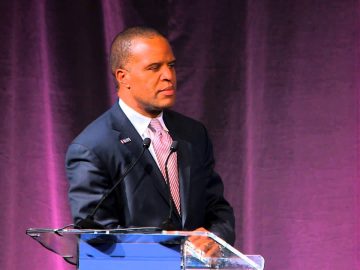 HOPE Global Forums 2015 – SunTrust Chairman Bill Rogers