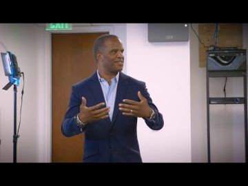 John Hope Bryant visits Synergy One Lending