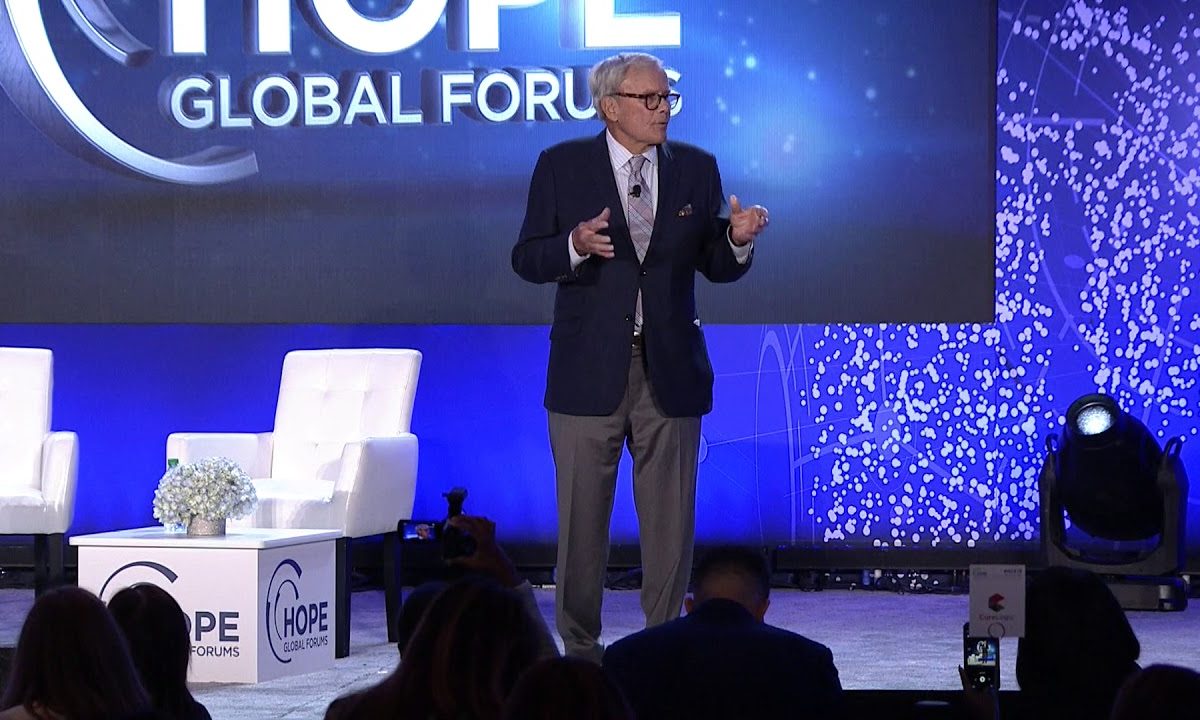 Keynote Speaker: Tom Brokaw at 2018 HOPE Global Forums