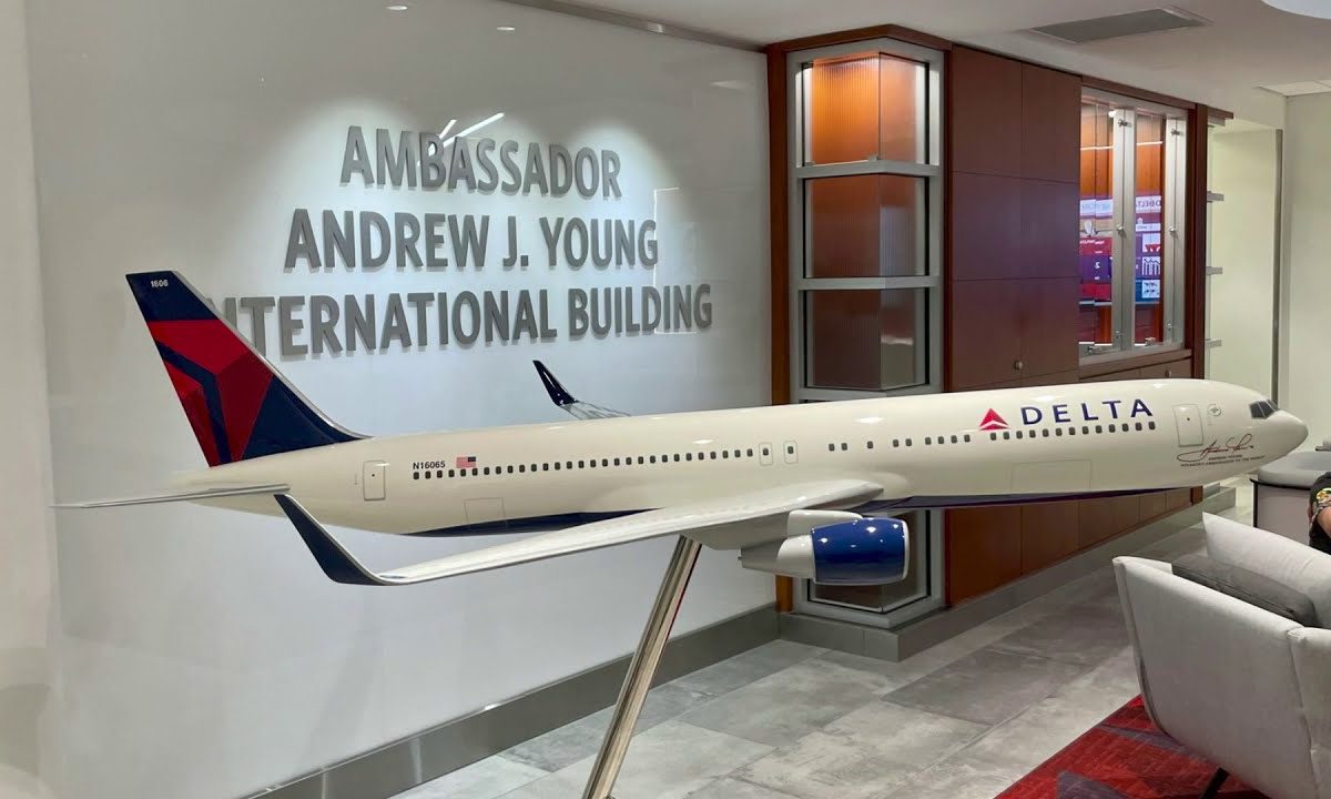 Andrew Young Gets Delta Building in His Name